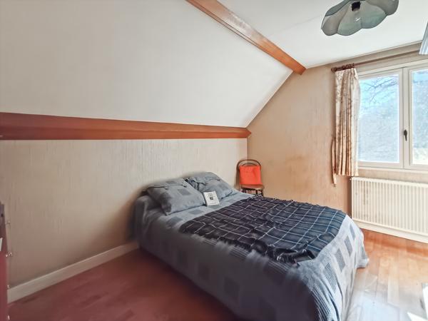 Pavillon sur sous-sol de 138 m² SUR 2700 m² de terrain Aignay-le-Duc 21510