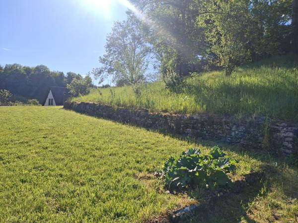 Pavillon sur sous-sol de 138 m² SUR 2700 m² de terrain Aignay-le-Duc 21510