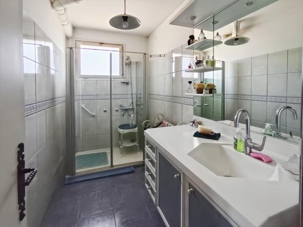 Pavillon sur sous-sol de 138 m² SUR 2700 m² de terrain Aignay-le-Duc 21510