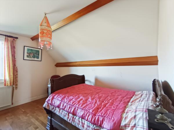 Pavillon sur sous-sol de 138 m² SUR 2700 m² de terrain Aignay-le-Duc 21510