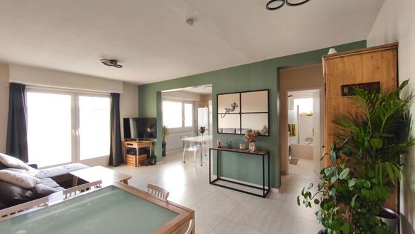 Magnifique appartement 4 pièces avec ses trois chambres et son garage totalement rénové!