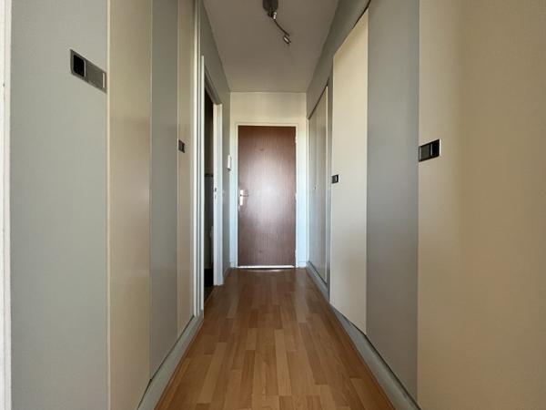 Appartement à vendre 50 000 € Niort 1 pièce 33 m² DPE D