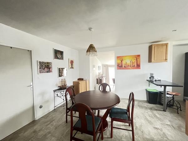Maison à louer 900 € CC Guilvinec 4 p 77 m² DPE D