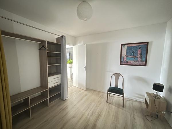 Maison à louer 900 € CC Guilvinec 4 p 77 m² DPE D