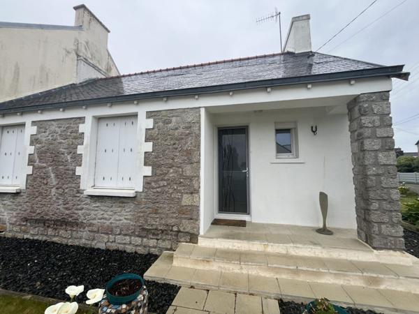 Maison à louer 900 € CC Guilvinec 4 p 77 m² DPE D