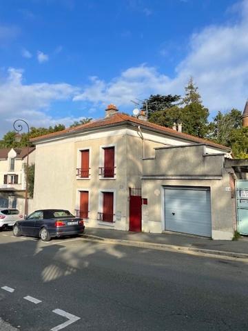 Maison en plein centre-ville de Montmorency