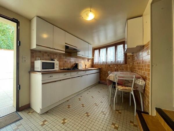 Maison en plein centre-ville de Montmorency