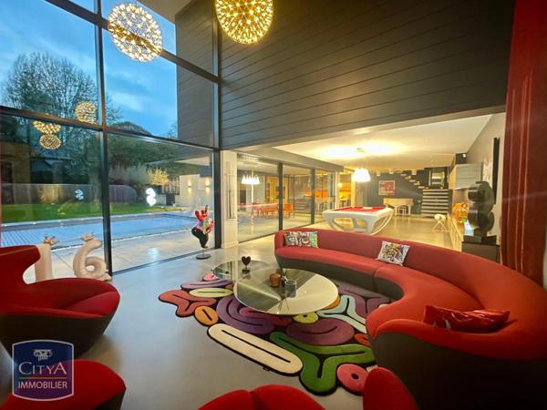 Maison à vendre 8 pièces 318m²