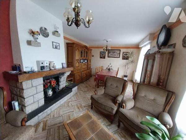 Maison à vendre à Val-d'Izé (35450) en Ille-et-Vilaine (35)

Cette maison située à Val-d'Izé,...