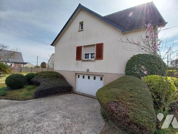 Maison à vendre à Val-d'Izé (35450) en Ille-et-Vilaine (35)

Cette maison située à Val-d'Izé,...