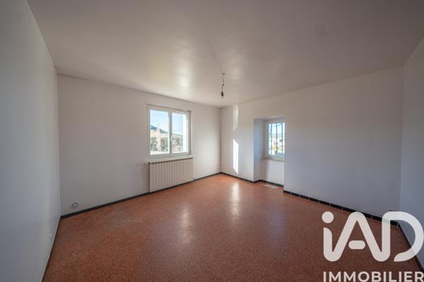 Appartement à vendre 4 pièces 95 m² Rochecolombe