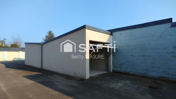 Garage spacieux et sécurisé : l’opportunité rare pour stationner ou investir