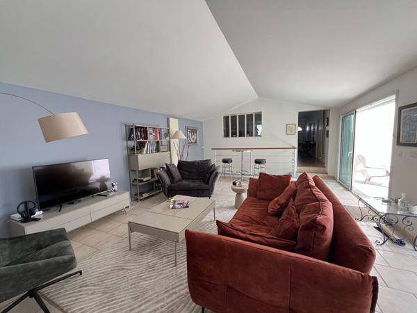 Maison de ville rénovée et agrandie entre Fétilly et Vendôme