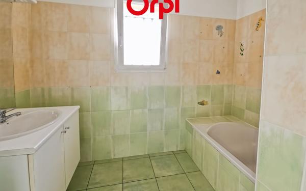 Maison à vendre    4 pièces • 89,69 m2 Saint-Maixent