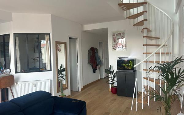 Appartement à vendre    3 pièces • 84 m2 Nice