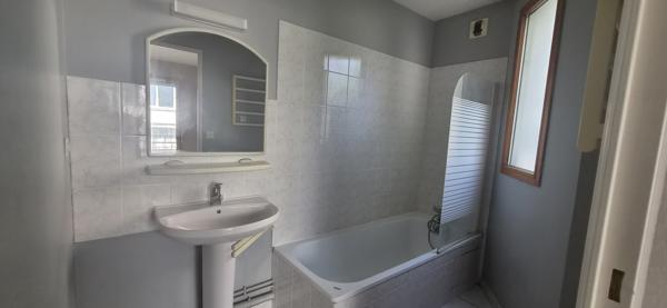 Location appartement 2 pièce(s) 45 m²