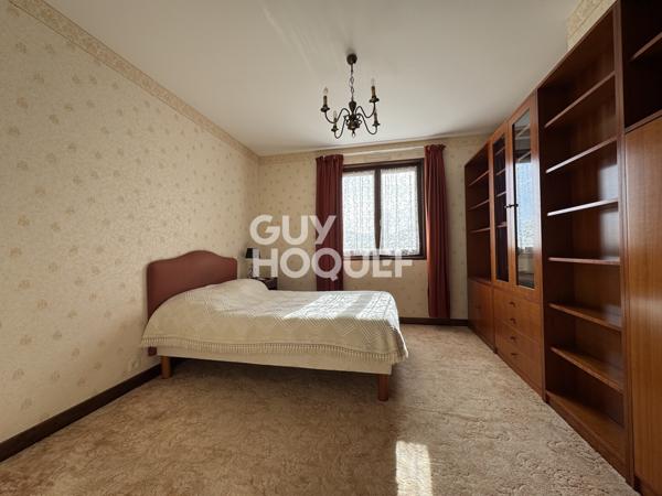 MAISON À VENDRE DE 6 PIÈCES DE 119,74 M²