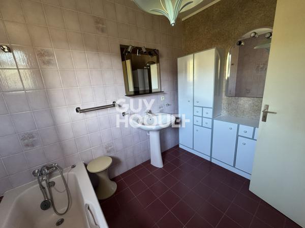 MAISON À VENDRE DE 6 PIÈCES DE 119,74 M²