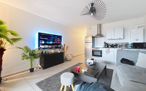 Appartement à vendre    2 pièces • 43,14 m2 Aytré