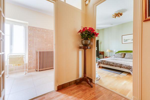 A VENDRE NANTES/SAINT ANNE MAISON ANCIENNE AVEC GARAGE/ BEAU JARDIN