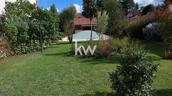 VENTE : maison 15 pièces (360 m²) à MONTARGIS