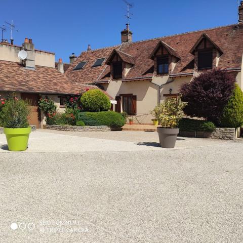 VENTE : maison 15 pièces (360 m²) à MONTARGIS