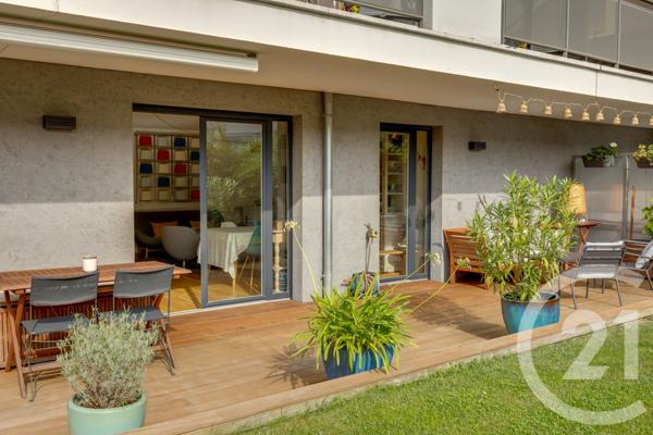 Appartement F5 à vendre  5 pièces - 108,62 m2 MONTROUGE - 92