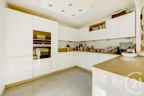 Appartement F5 à vendre  5 pièces - 108,62 m2 MONTROUGE - 92