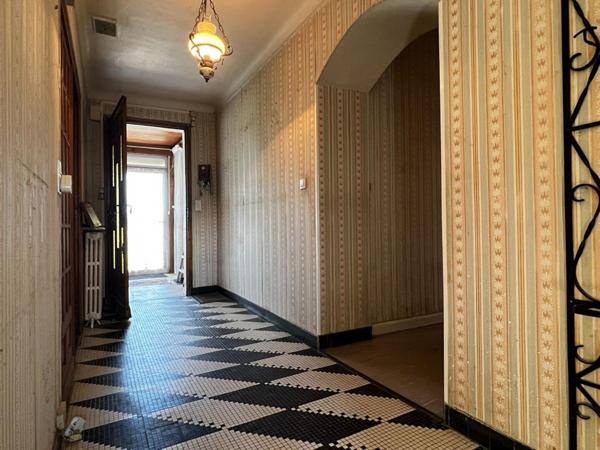 Maison  T5/6 d'env. 173 m2 avec étang, verger et nombreuses annexes sur  SANILHAC (24660)