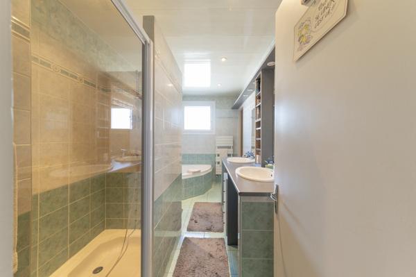MONTAUBAN - Maison T4 de 110 m² sur sous-sol complet sur terrain de 3 714 m² avec piscine.