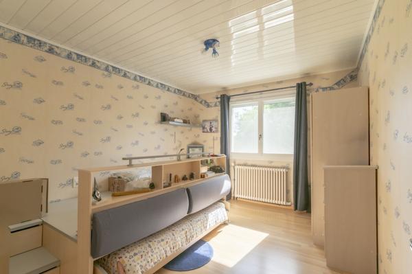 MONTAUBAN - Maison T4 de 110 m² sur sous-sol complet sur terrain de 3 714 m² avec piscine.