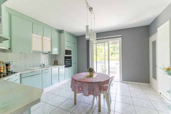 MONTAUBAN - Maison T4 de 110 m² sur sous-sol complet sur terrain de 3 714 m² avec piscine.