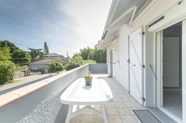 MONTAUBAN - Maison T4 de 110 m² sur sous-sol complet sur terrain de 3 714 m² avec piscine.