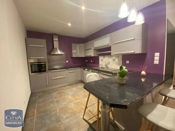 Appartement à louer 3 pièces 91.38m² Chartres (28000)