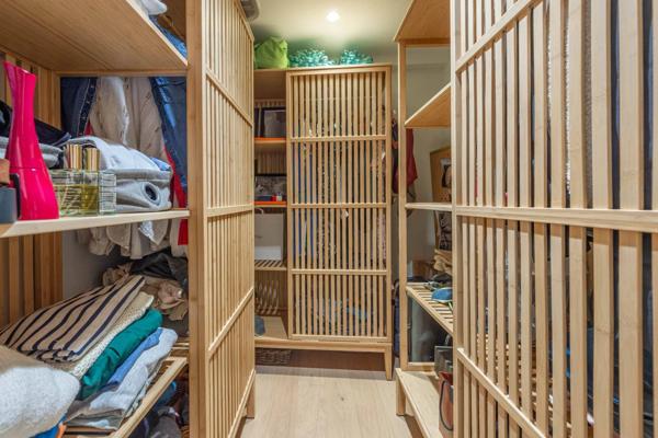 Annecy Vieille Ville - secteur Château T5 le charme de l’ancien rénové contemporain.