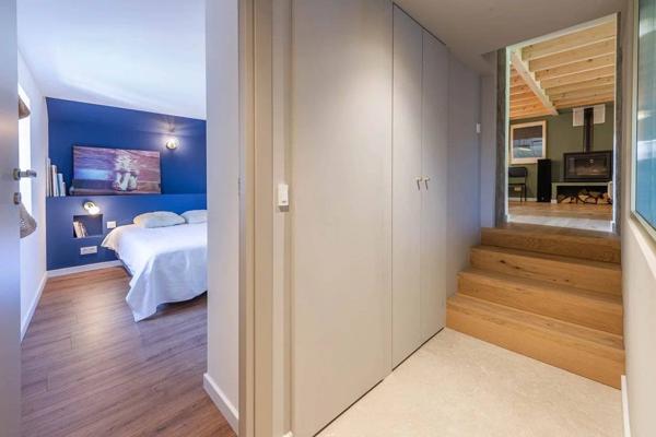 Annecy Vieille Ville - secteur Château T5 le charme de l’ancien rénové contemporain.