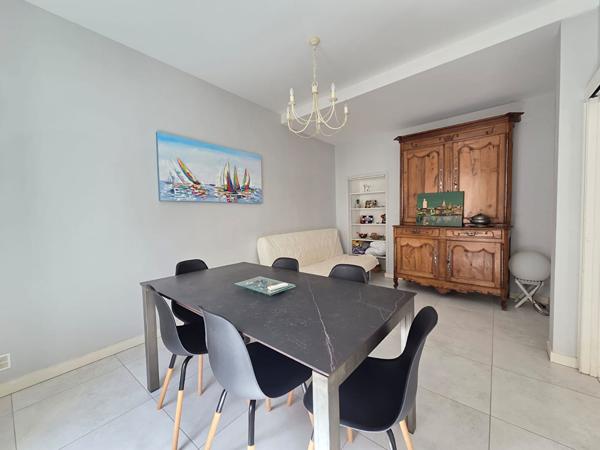 Maison de ville ,117 m2 entre Port et Plage