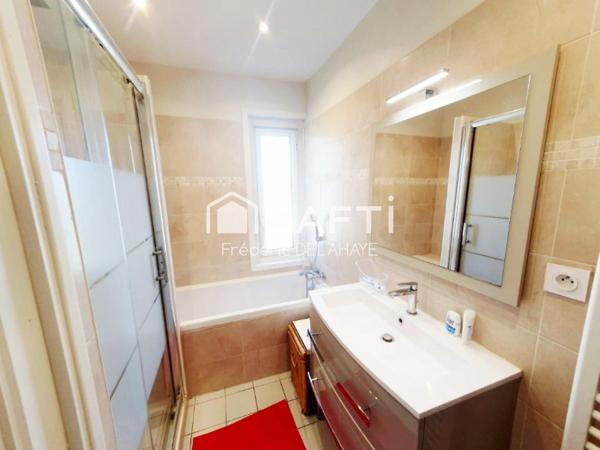 Villa 170m² / 4 chambres - Proche gare.