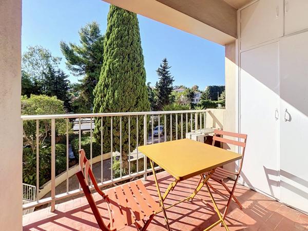 BEAU 2 PIECES A ANTIBES