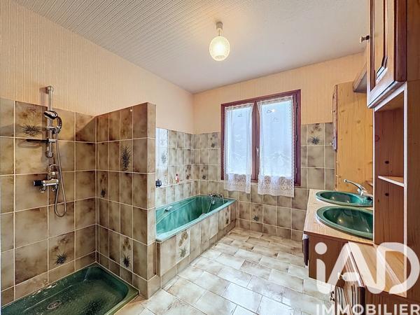 Maison à vendre 6 pièces 180 m² Treignac