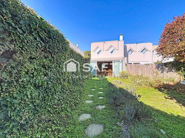 Maison 4 chambres dans une résidence familiale