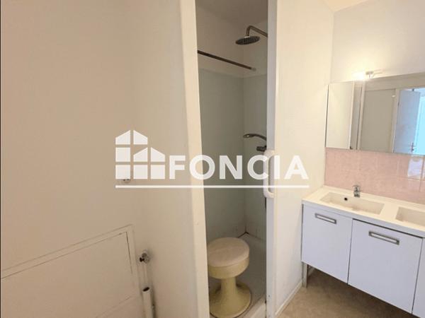 Location Appartement 2 pièces 45 m² - 158 RUE DU GENERAL BUAT Nantes 44000