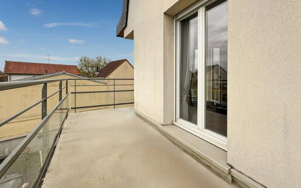 Appartement à vendre    3 pièces • 61 m2 Draveil