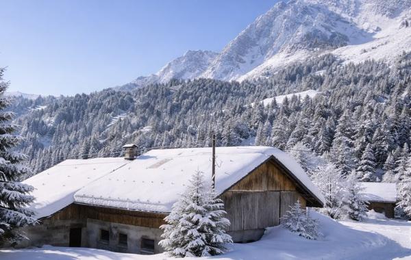 La Giettaz (73590) Grange à rénover – Col des Aravis – Vue montagnes – Fort potentiel