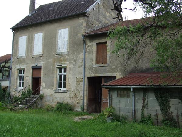 Grande maison de caractère à rénover !