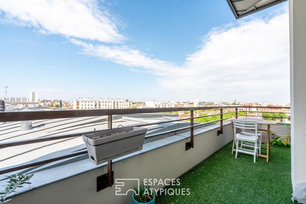 Appartement en dernier étage avec terrasse et vue Seine
