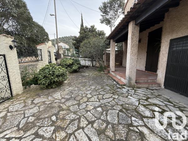 Maison 5 pièces de 144 m² à Marseille (13009)