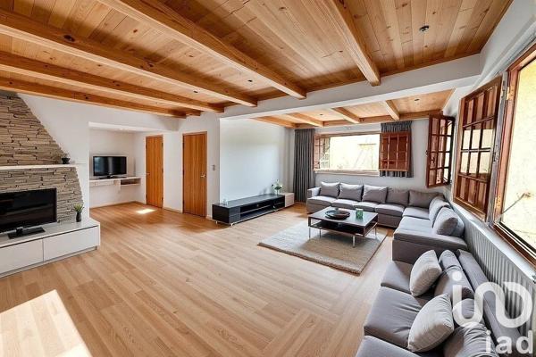 Maison 5 pièces de 144 m² à Marseille (13009)