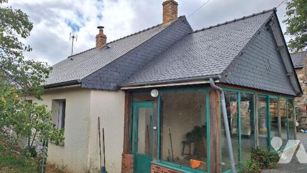 A vendre, à Vautorte (53500) en Mayenne (53).
Une maison d'habitation, comprenant : de plain-p...