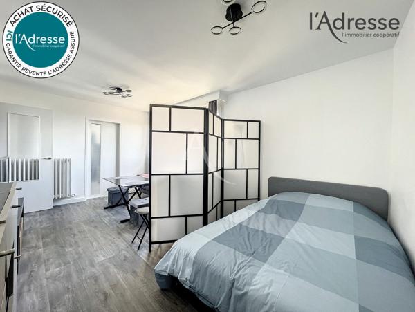 SURESNES/ Maréchal de Lattre de Tassigny - Vue Paris - Appartement Studio / 2 pièces 36m² - 1 Cave - 1 BOX